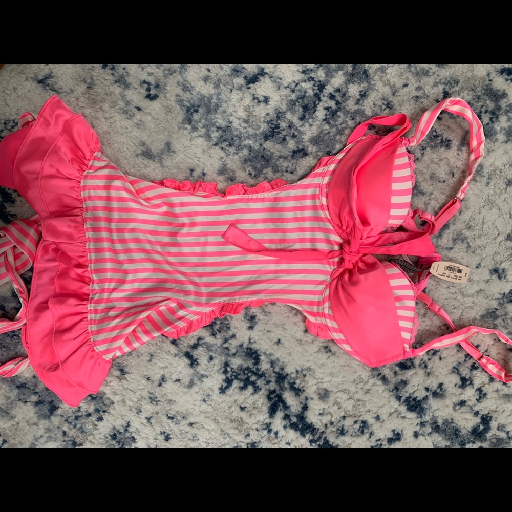 NEW Victoria secret lingerie